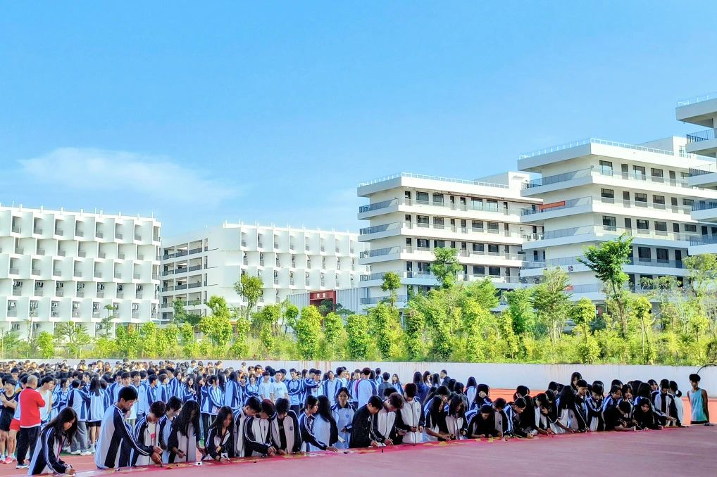 春暖花开迎开学 巳巳如意启新程——​米兰体育,米兰(中国)2025年春季开学返校指南